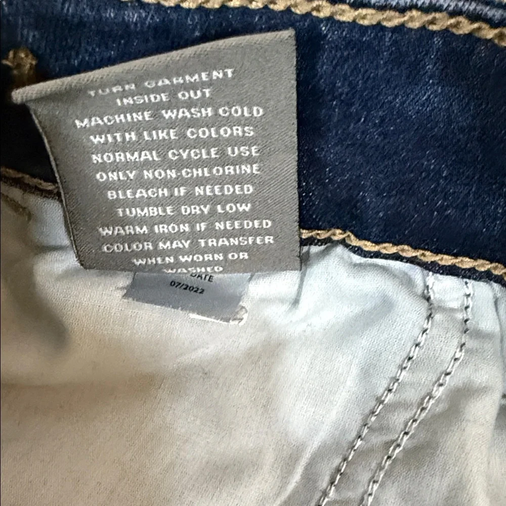 Torrid Dark Blue Pull-On Boyfriend Straight Super Soft Mid-Rise Jean SKU0880 - Picture 15 of 15